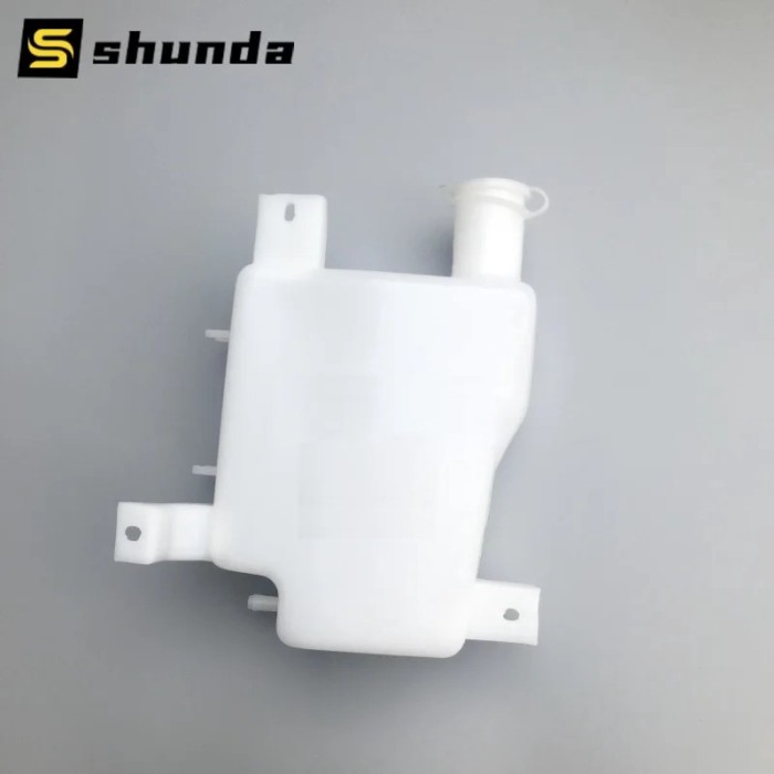50016404 With lid Coolant reservoir tank / cap For Chinese SAIC ROEWE 350 360 1.5L MG5 GT 1.5L  Aut