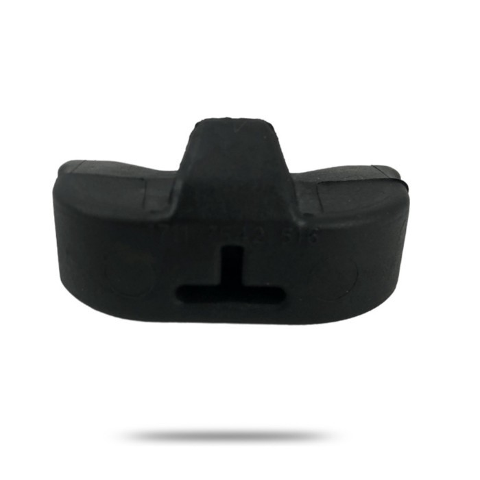 Radiator Lower Insulator For  BMW E60 E61 E63 E64 M5 M6 2006-2010  17117542516