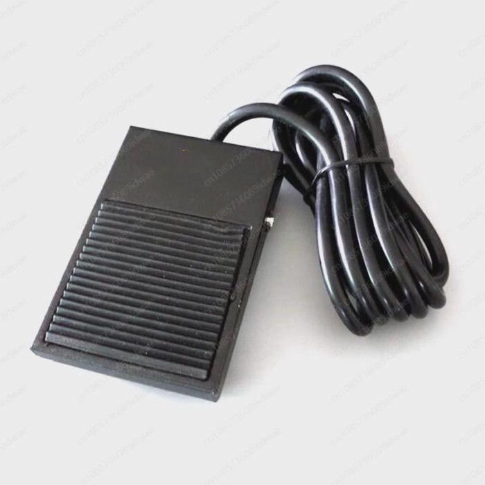 Foot switch high frequency induction heating machine accessories switch 3-pin 4-pin plug aviation p