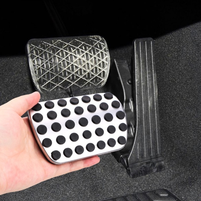 For Mercedes Benz C E Class CLS GLK SLK W205 W213 X253 2016-2019 Stainless Steel Car Gas Fuel Brake