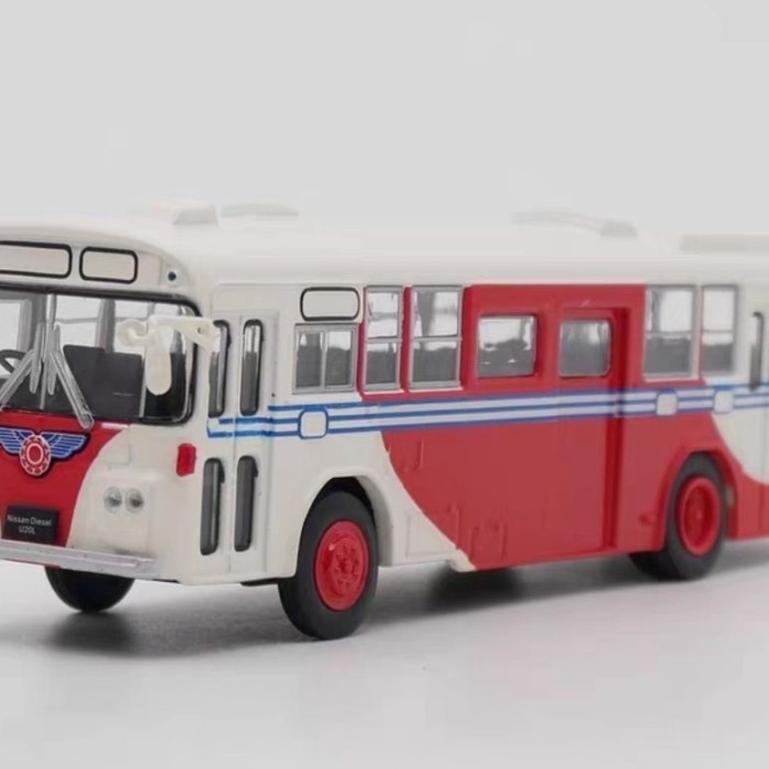 IXO 1/72 Nissan U20L Nissan Bus รถบัสรถโลหะผสมรุ่นรถของเล่น