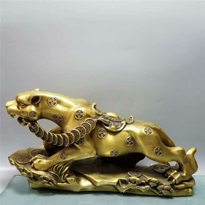 Guyunzhai Brass Leopard Ornaments Brass Leopard Crafts Ornaments Home Indoor Desk Brass Leopard