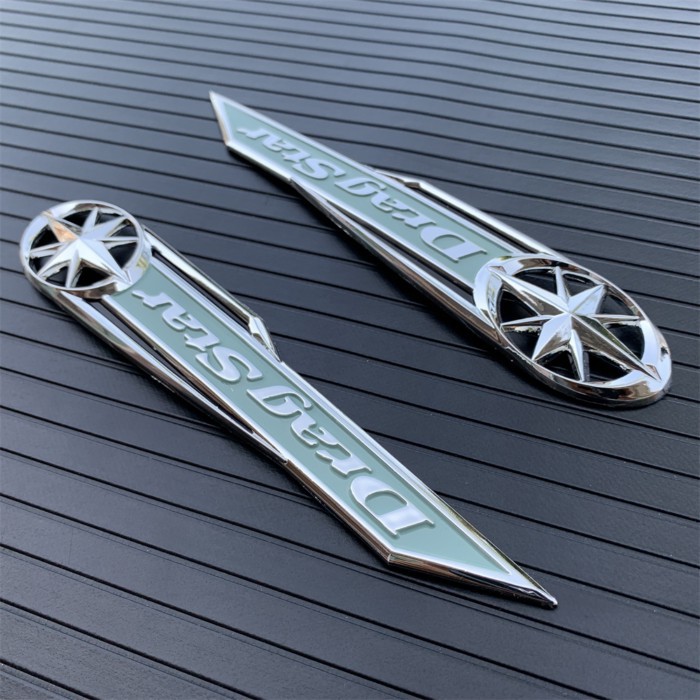 For Yamaha XVS250 XVS 250 400 650 XV400 XVS400 DS400 Dragstar 3D Chrome Fuel Tank Emblem Badge Stic