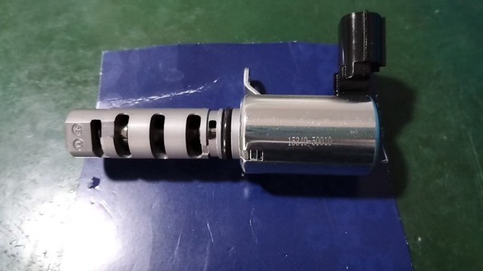 Oil Control Variable Valve for 1uz 2uz 3uz Timing Solenoid VVT Valve 15340-50010 15340-50011 15340-