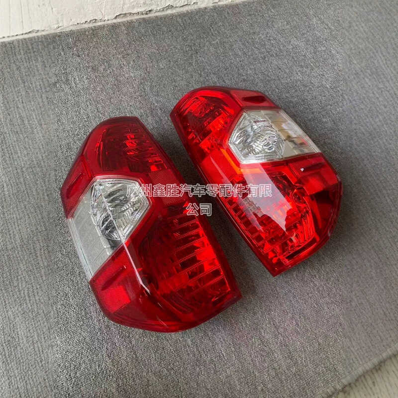 81550-0C101 81560-0C1 เหมาะสําหรับ 2014-21 Toyota Tantu Tundra ไฟท้ายด้านหลังรถยนต์‎