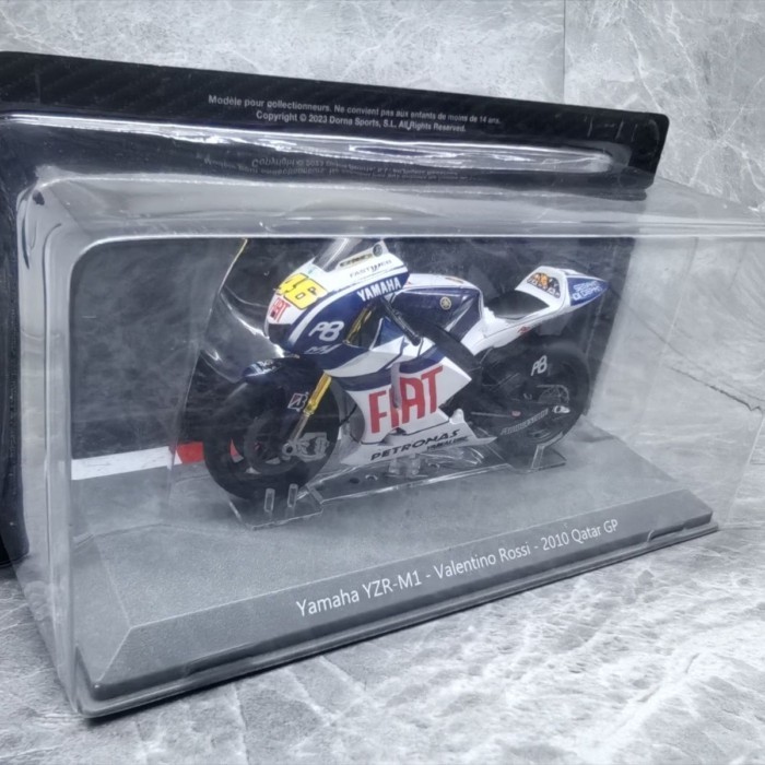 IXO 1/18 Yamaha YZR M1 Rossi 2010 กาตาร์ GP Rossi รถจักรยานยนต์