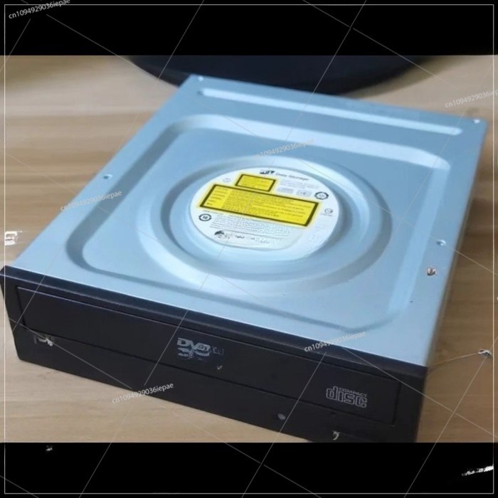 DVD drive; DVD-ROM SATA serial port desktop built-in computer drive; practical
