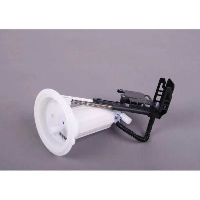 Fuel Filter w/ Sending Unit for BM E60 E61 2006-2011 525i 528i 530i 16146766152