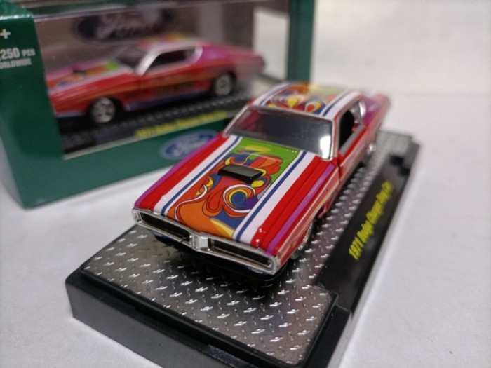 M2 1 64 Dodge Charger Hellcat Linear Accelerator รุ่น Dodge Charger Drag Car 1971