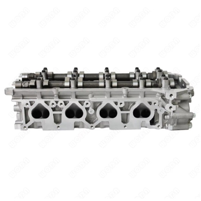 High Performance KA24 KA24E KA24DE Cylinder Head 11040-40F81 for Nissan Urban 2.4L
