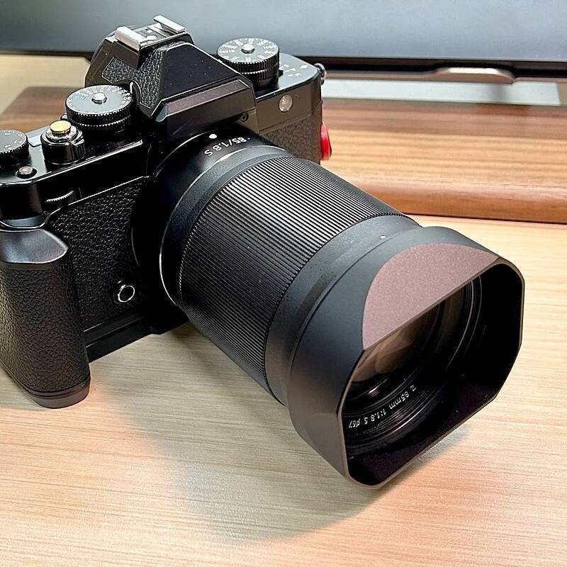 Bayonet Metal Square Lens Hood มาพร้อมหมวกโลหะสําหรับ Nikon NIKKOR Z85mm F1.8S Z 85mm F/1.8 S