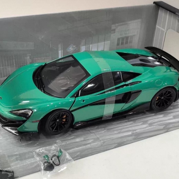 SOLIDO 1/18 MCLAREN 600LT F1 2018 รถยานพาหนะ
