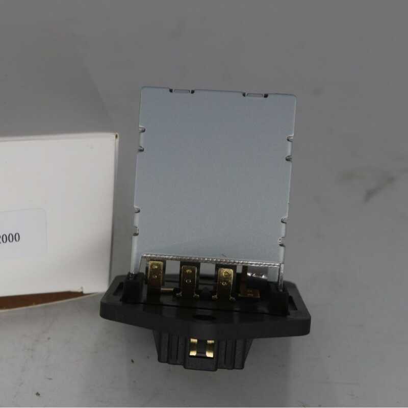 เหมาะสําหรับตัวต้านทานโบลเวอร์ Hyundai Kia K2 971281R0 97128-1R0