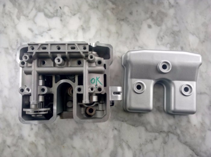 Loncin CR6 YF300 KLX250 Engine Motorcycle Cylinder Head Assembly Assy With Valves Camshaft Cranksha