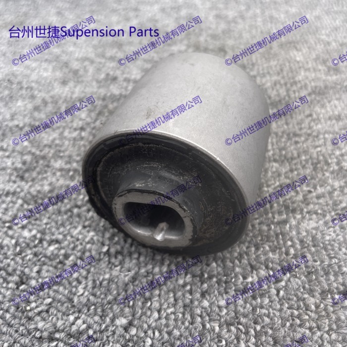 Control Arm Trailing Bushing Lower Front For MERCEDES CLS Sl R230 C219 W211 2113332914