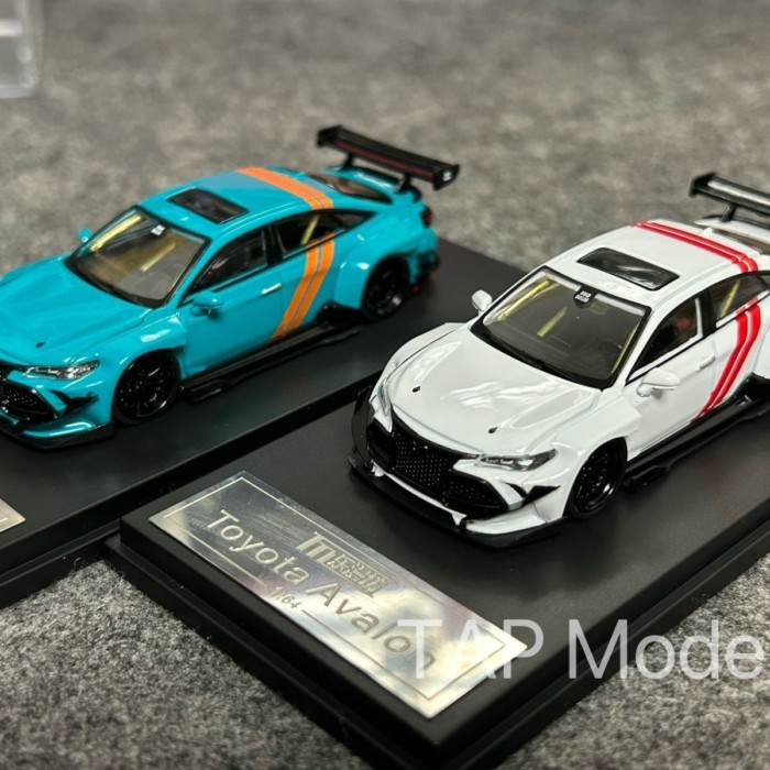 พร้อมสต็อก Lemanfang 1: 64 Asian Dragon Avalon Mk4 XX50 Toyota Blast Change Concept Car Alloy Car Mo