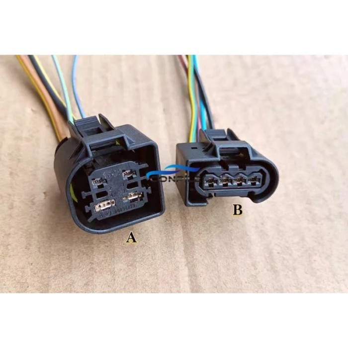 1pc for Mercedes-Benz BMW 3 5 7 X5 X6 X1 Z4 N52 N54 N55 electronic water pump plug harness connecto