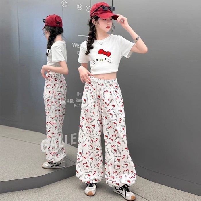 onekid🌼 ชุดสูทเด็กหญิง 2026 ฤดูร้อนใหม่เด็กใหญ่การ์ตูนเสื้อยืดพิมพ์เด็กแขนสั้นการ์ตูน KT แมว 2 ชิ้