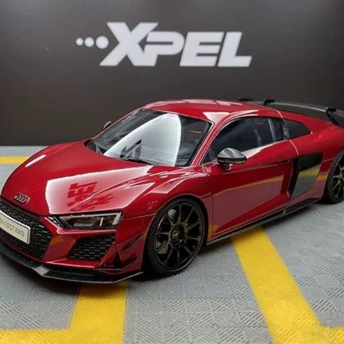 KENGFAI Qihui 1: 18 2021 Audi Audi R8 GT RWD V10 Alloy Full Drive Car Model