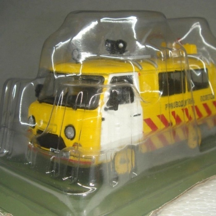 1/43 รัสเซีย/รัสเซีย UAZ-452 Airport Ground Guide รถโลหะผสมผลิตภัณฑ์สําเร็จรูปรถรุ่น Out of Print Ca