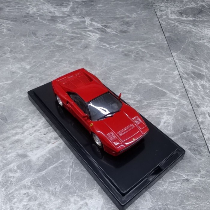 IXO 1/43 Ferrari 288 GTO รถสปอร์ตรุ่นโลหะผสม Out of Print Model