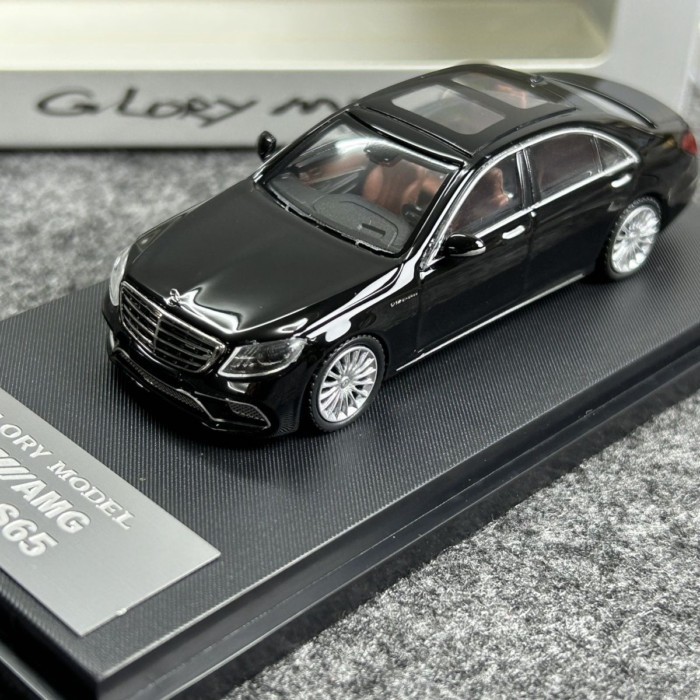 พร้อมสต็อก Glory รุ่น 1: 64 Mercedes-Benz S65 AMG W222 สีดําจําลองรถรุ่นเครื่องประดับ