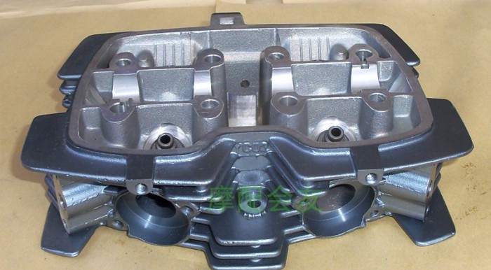 CBT125 QJ150J QJ125K/CM125 Engine Cap Motorcycle Cylinder Head