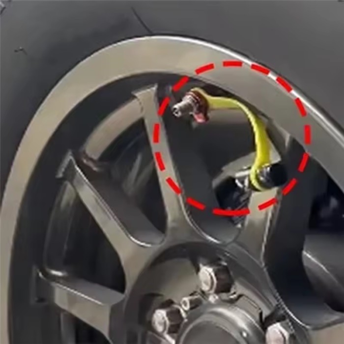 4pcs Universal Tire Valve Pressure Relief Valve Desert Off-road Sand Tire Quick Release Valve