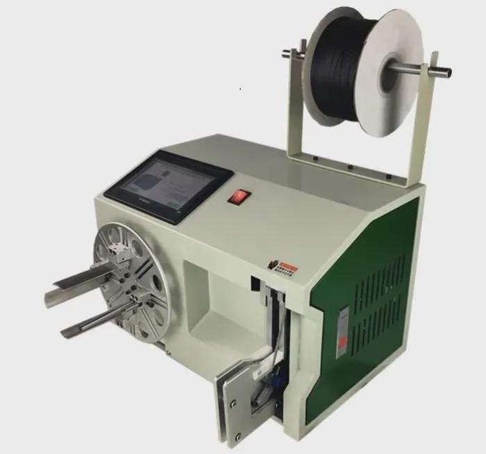 Automatic winding and binding hine touch screen cable binding hine