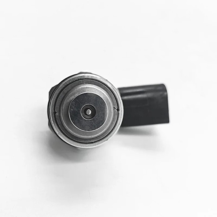 solenoid valve 079127025AF 06F127025J is applicable to Audi Q7 A6 Quattro 2007-2008 4.2L V