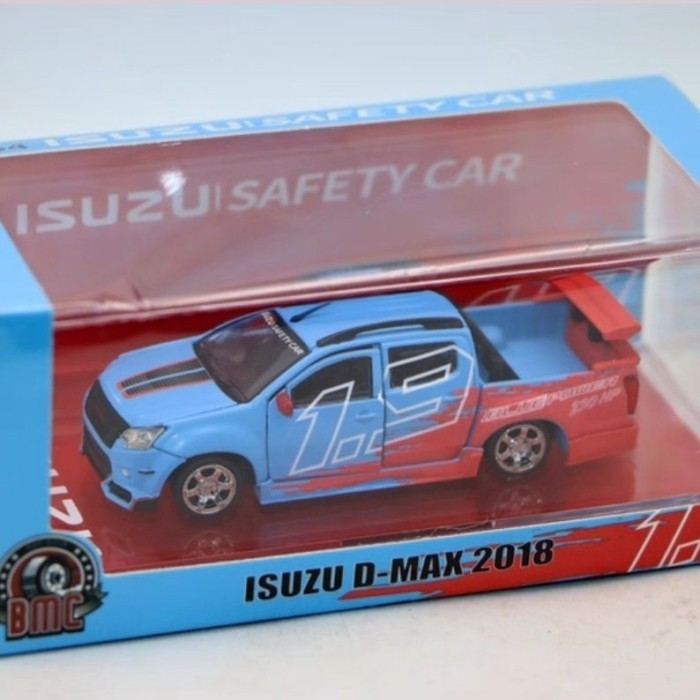 BMC 1/64 D-MAX Safety Car 2018 Isuzu Safety Car Trailer Model Limited Edition Car Model