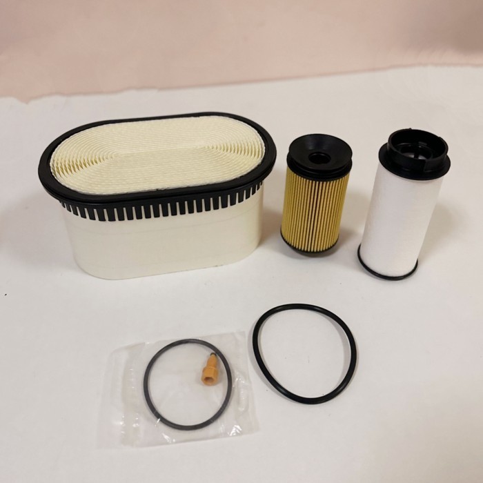 3 pieces Of Air Filter ME422880 Fuel Filter PU7004Z Oil Fulter QC000001 For MITSUBISHI Heavy Duty T