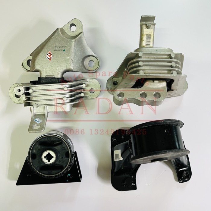 Engine Mount Mounting Bracket For Geely Emgrand X7 Sport 2.0L 2.4L