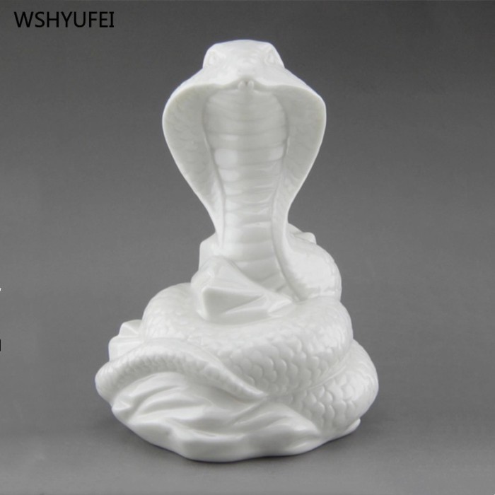 Home Decoration Pei Ajin Zodiac Snake Ornament Zodiac signs: Snake Feng Shui ornaments mascot Ceram