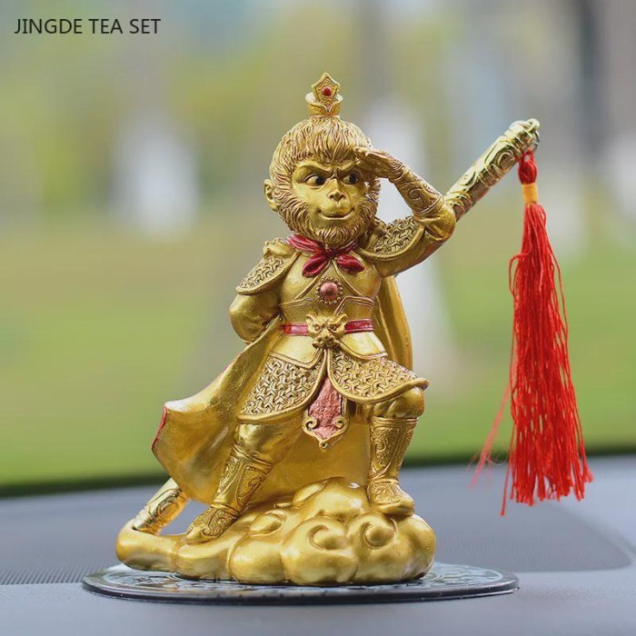 1PCS 13.5x9.5cm resin Sun Wukong ornament Qi Tian Da Sheng Ta Xiang Yun Hua Se Mei Monkey King car