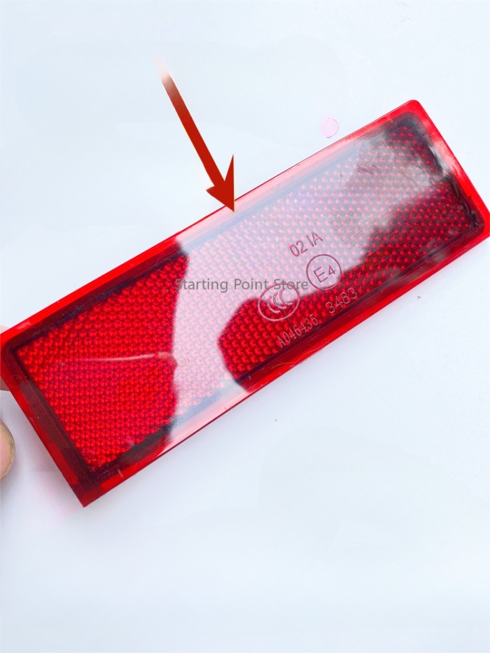 1PC Suitable for SAIC Maxus V 80s bumper reflector light, Maxus V 80s bumper fake light, rear bumpe