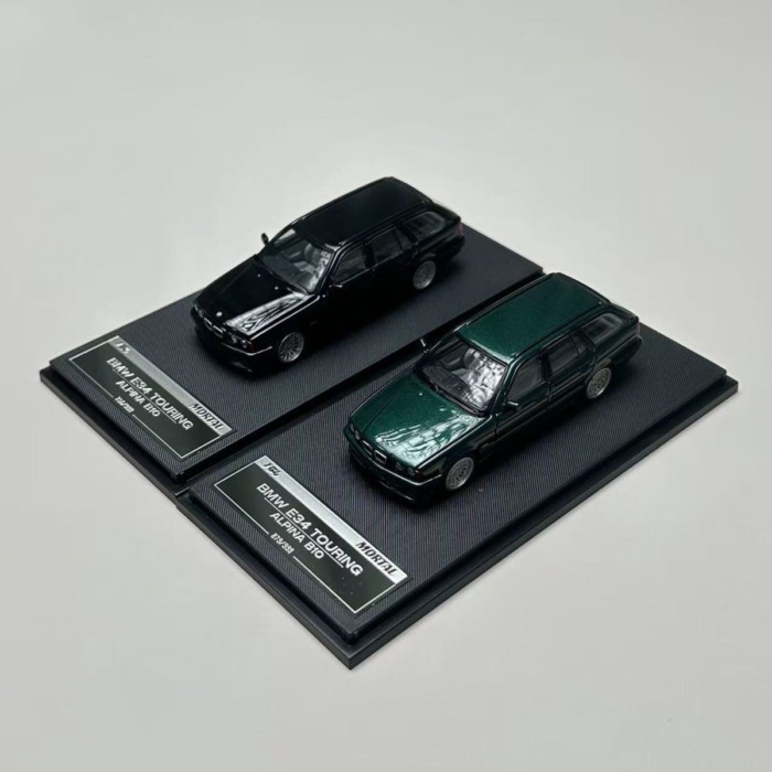 พร้อมสต็อก Mortal 1: 64 BMW BMW E34 ALPINA B10 Travel Open Front Cover Alloy Car Model