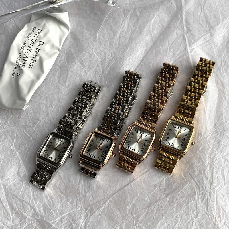 Ieke Watch Temperament Square นาฬิกาทองขนาดเล็ก Simple Retro Unique High-value Small Dial Roman Stee