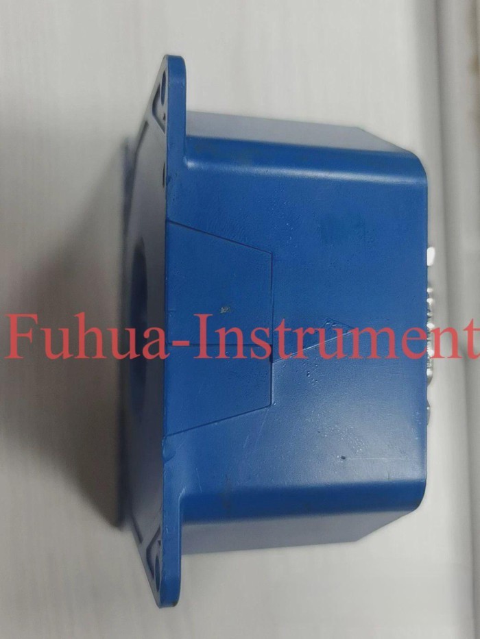 1 PC YOKOGAWA CT200 AC/DC Current Sensor