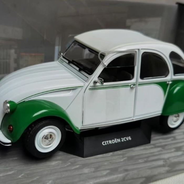 SOLIDO 1/18 CITROEN 2CV6 1985 CITROEN โมเดลรถโลหะผสมสามารถเปิดสองประตู
