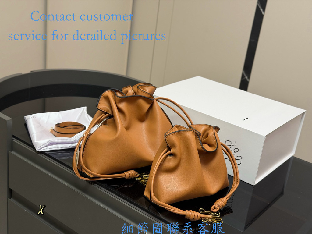 กระเป๋าโชคดี พับได้ พร้อมกล่อง ขนาด 29x25 cm และ 22x18 cm สำหรับถือหรือสะพาย