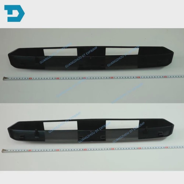 1 Piece Old Tire Up Board for Pajero V97 2007-2013 6430A106XA Spare Tire Cover for Montero V80 Door