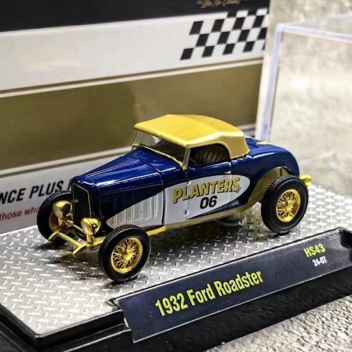 M2 1/64 1932 Ford Classic Car Alloy Car Model Out of Print Car Model