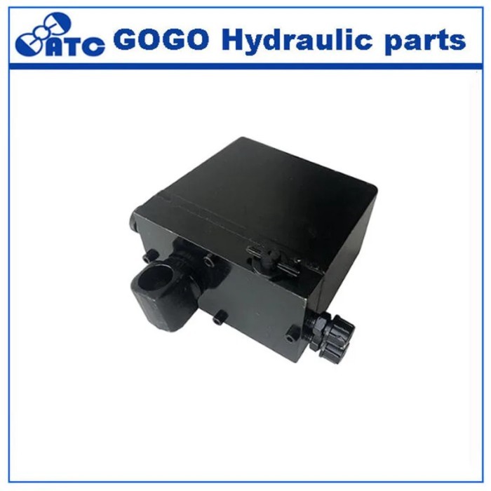 Manual hydraulic pump for cab, lift pump, lift cylinder WG9719820001 Hydraulic Jack Hand Pump