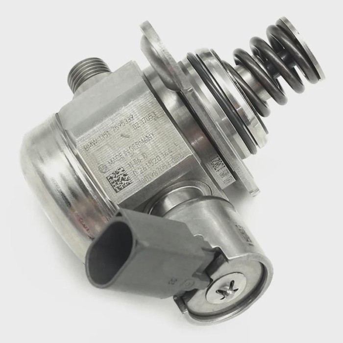 Direct Injection High Pressure Fuel Gasoline Pump 13517595339 For BMW F01 F10 F12 E70 E71 N63 S63 4