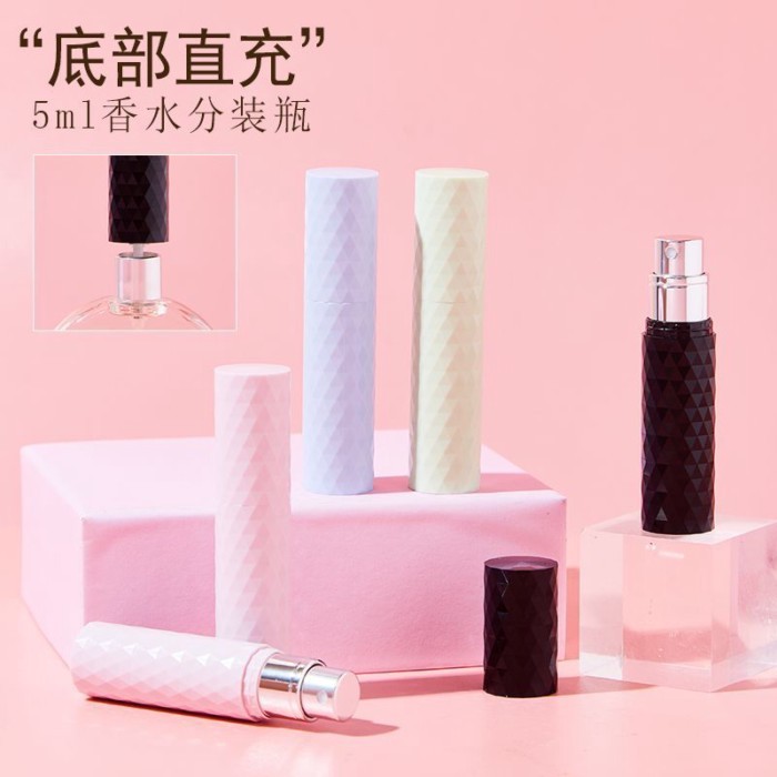 น้ําหอม Sub-bottling Bottom Filling Direct Draw แบบพกพา 5ml High-End Push-Type Nano Spray Bottle ตัว