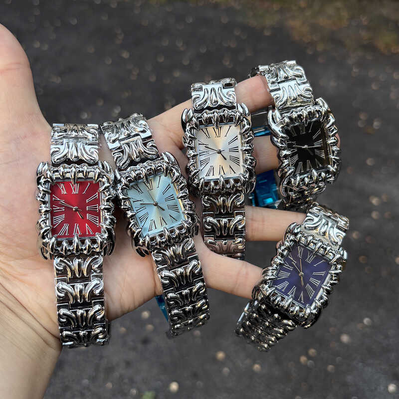 Claw Watch alabaster Style Retro y2k ยุโรปอเมริกันนาฬิการูปพิเศษพรีเมี่ยม ins Niche Watch