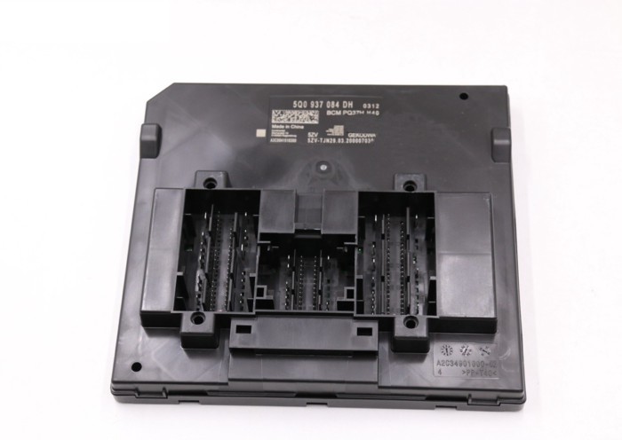 5Q0 937 084 DQ BCM J519 5Q0937084DQ FOR MQB CARS Golf 7.5 7 Passat B8 Tiguan mk2 support Ambient Li