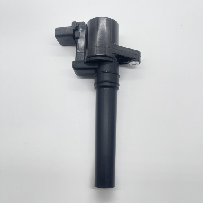 1PCS Ignition Coil XR1U-12A366-AB XR1U12A366AB For Aston Martin DB7 DB9 V6 V8 V12 3.2L 4.2L 6.0L 19