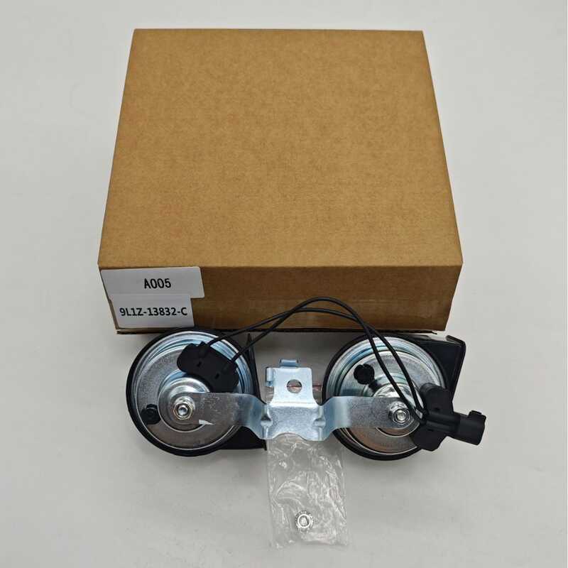 เหมาะสําหรับ 27-2017 Ford Expedition Snail Horn 9L1Z-13832-C